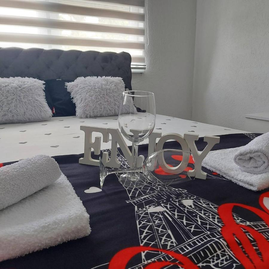 Apartman U Centru Šid Exterior foto